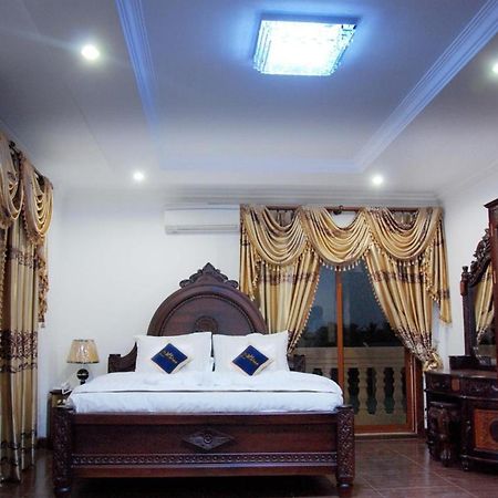 Emerald Bb Battambang Hotel Buitenkant foto