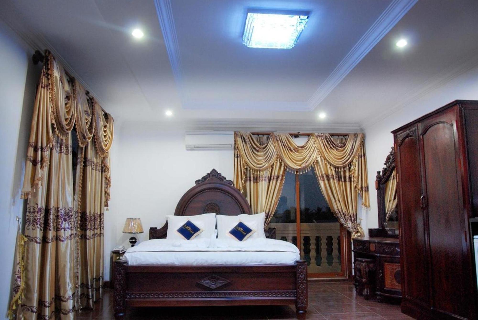 Emerald Bb Battambang Hotel Buitenkant foto