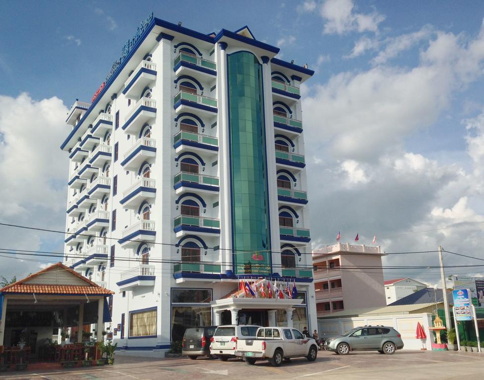 Emerald Bb Battambang Hotel Buitenkant foto