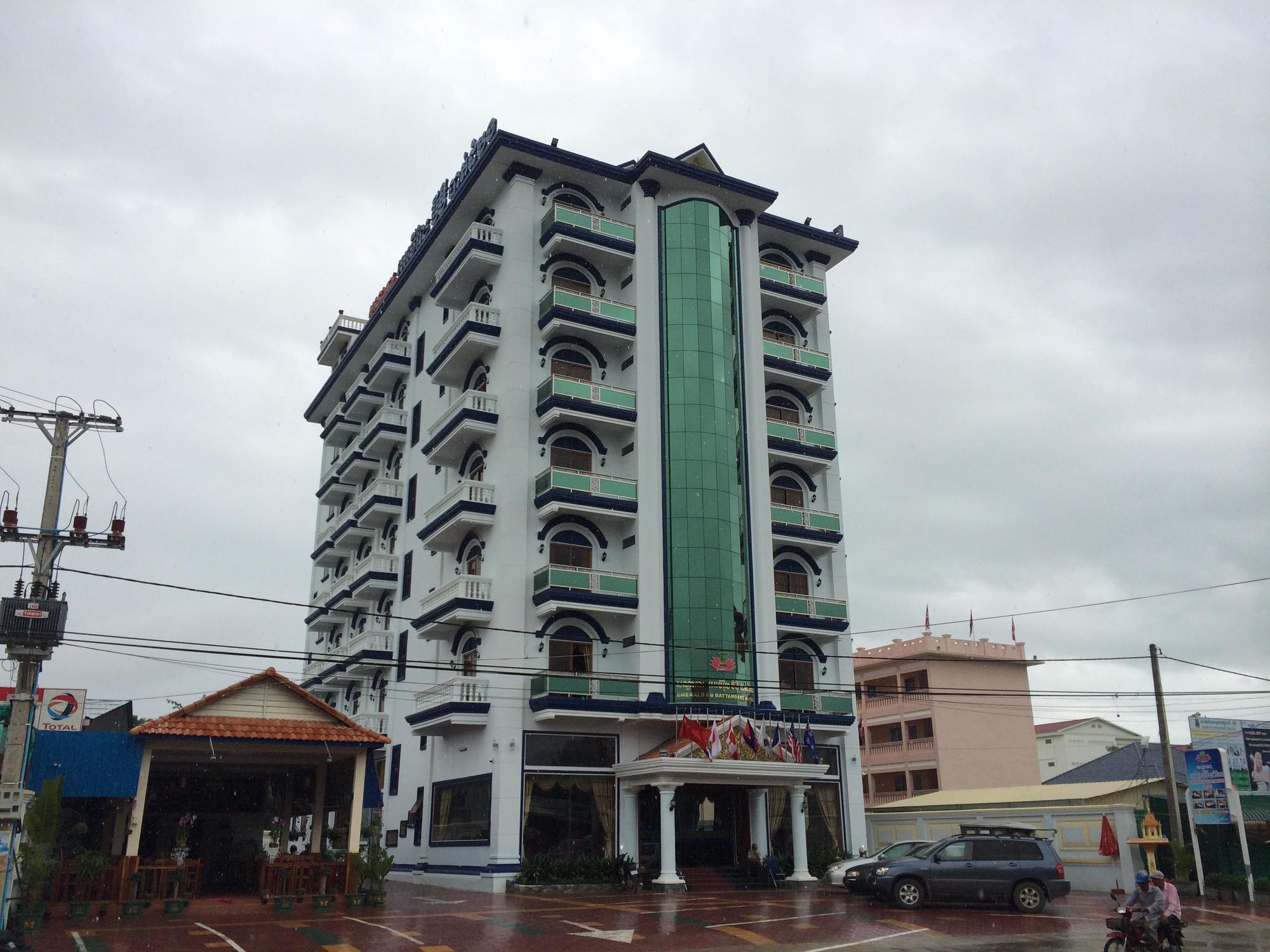 Emerald Bb Battambang Hotel Buitenkant foto