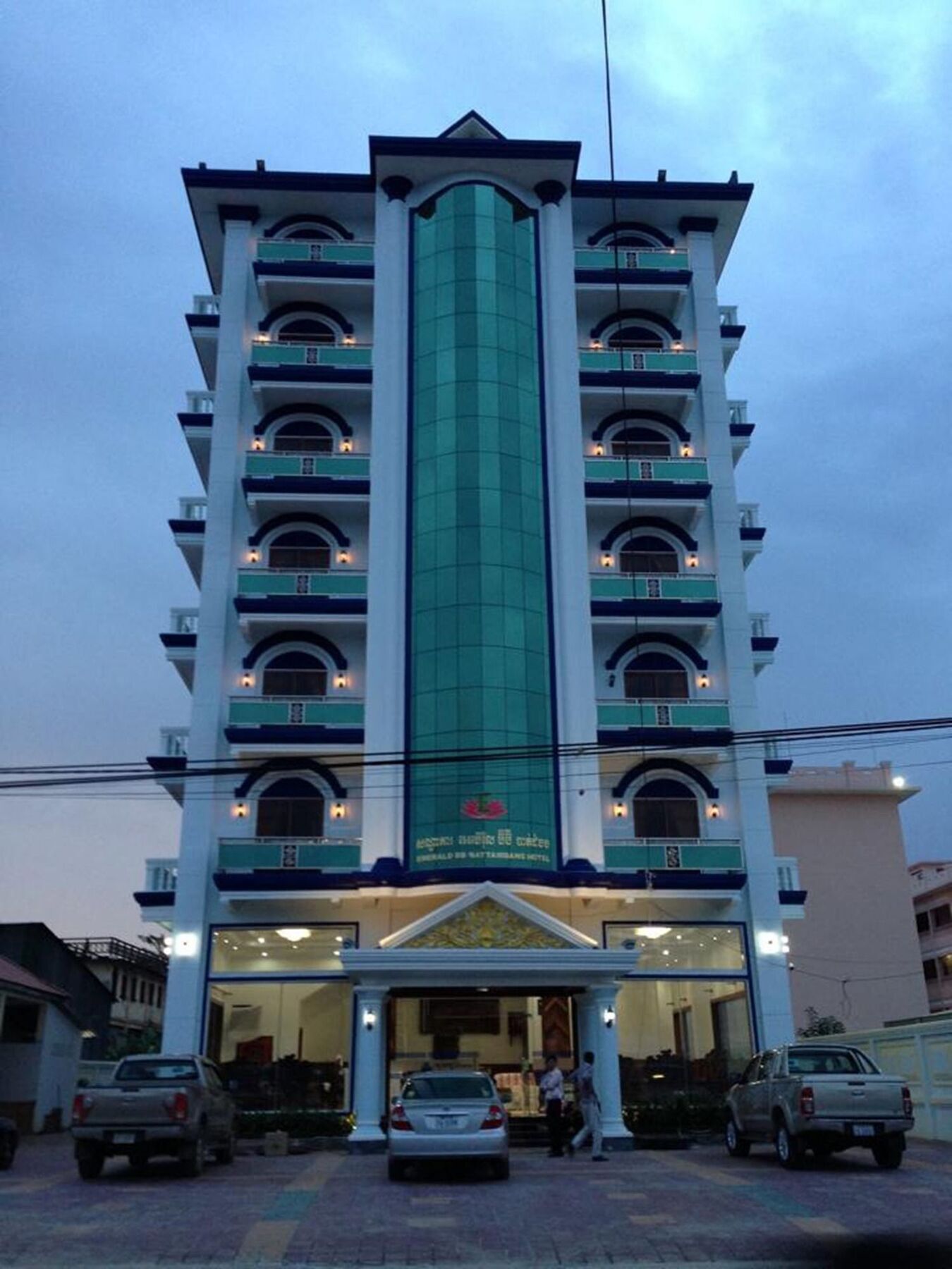 Emerald Bb Battambang Hotel Buitenkant foto